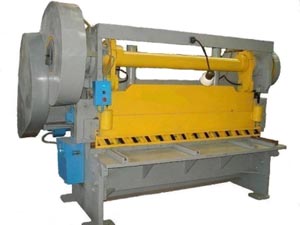 Н3121 Ножницы кривошипные листовые (гильотинные) з наклонным ножом для обробки листового металла